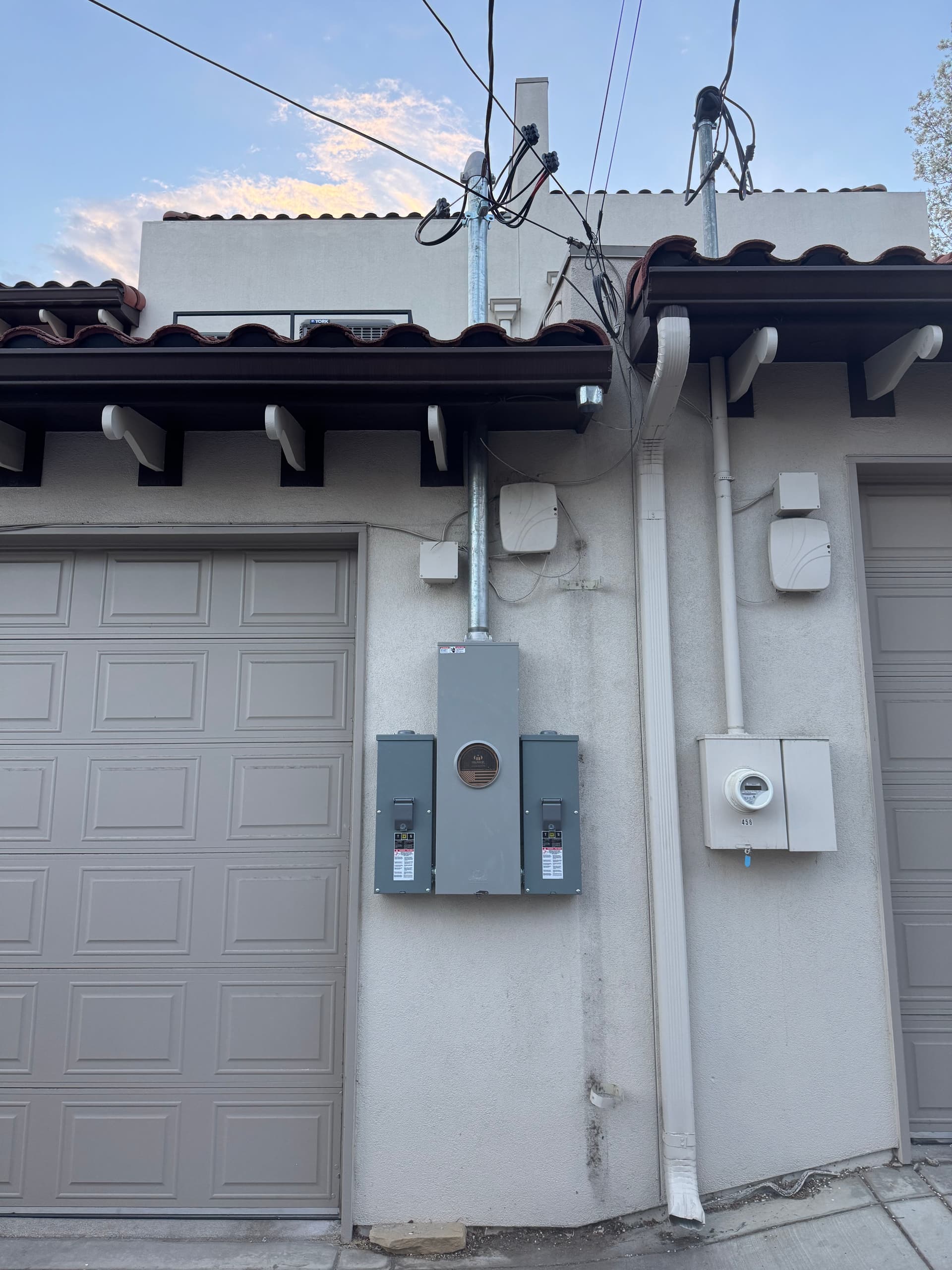Gallery photos for 400 Amp Electrical Service Upgrade in Denver: Image #1